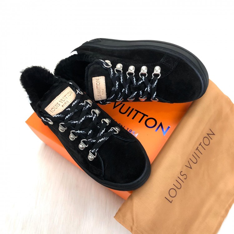 LOUİS VUİTTON TİME OUT SNEAKER HAKİKİ KÜRT SİYAH